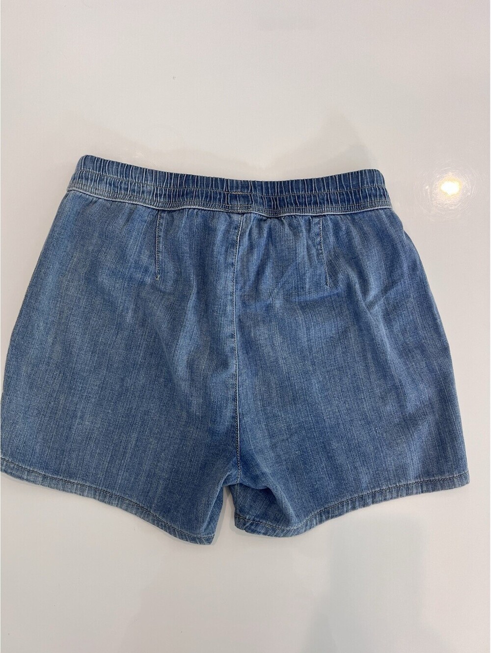 $250 James Perse Cotton Light Wash Denim 4” Shorts Size 3 - Picture 2 of 4